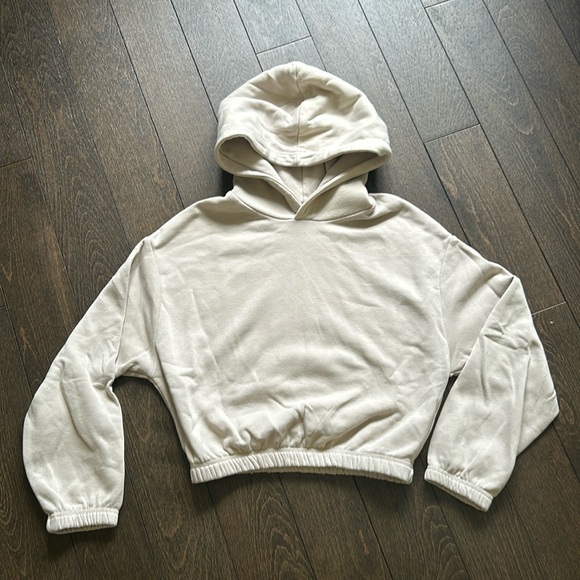 Cream Zara cropped hoodie - Picture 1 of 2